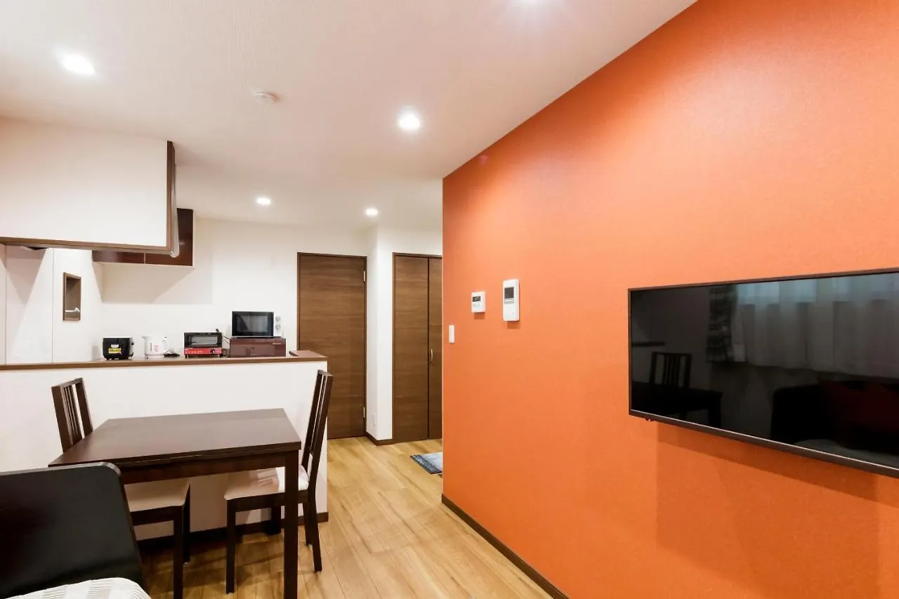Aparthotel Crescent Moon Nakanoshimbashi Tokyo Giappone